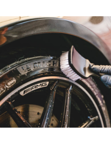 MAFRA Wheel & Tyre Cleaner - Maniac Line For Car Detailing MF76