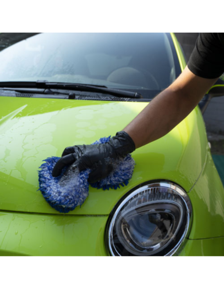 MAFRA Ceramic Shampoo - Maniac Line For Car Detailing MF67