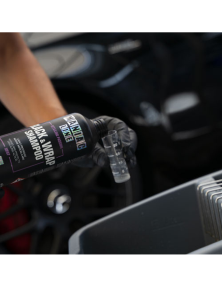 MAFRA Black & Wrap Shampoo - Maniac Line For Car Detailing MF87